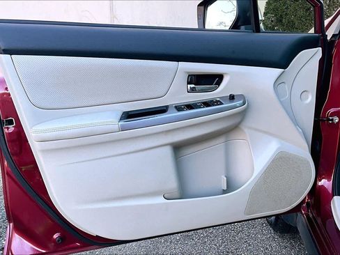 Used 2015 Subaru Crosstrek 2.0i Limited image 21