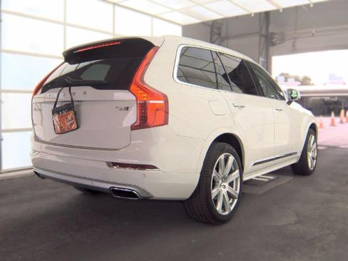 Used 2019 Volvo XC90 T6 Inscription w/ Protection Package Premier AWD/4WD image 3