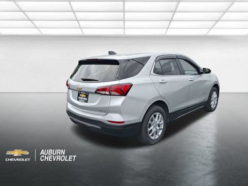 Certified 2022 Chevrolet Equinox LT w/ Driver Convenience Package AWD/4WD image 3
