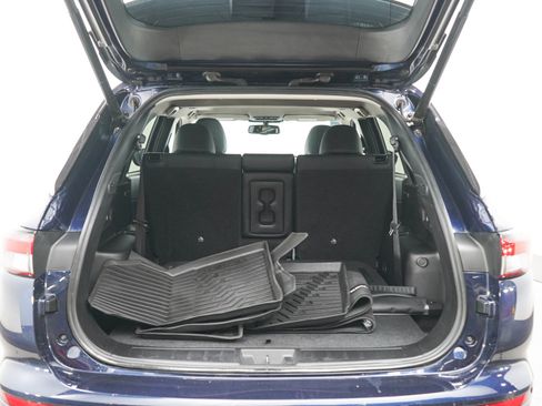 Used 2024 Mitsubishi Outlander SE AWD/4WD image 16