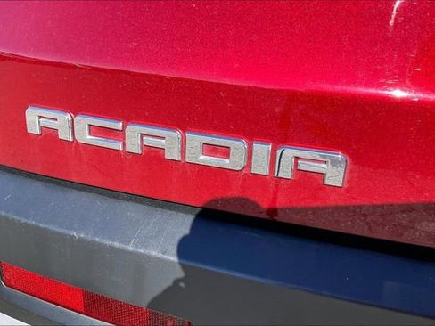 Used 2018 GMC Acadia SLT image 23