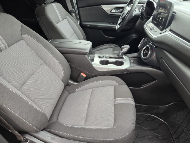 Used 2024 Chevrolet Blazer LT w/ Convenience Package FWD image 14