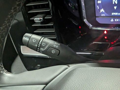 Used 2024 Chevrolet Silverado 2500 LTZ w/ LTZ Convenience Package image 30