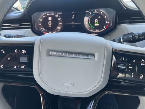 Used 2024 Land Rover Range Rover Sport Autobiography image 8
