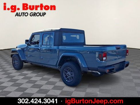 New 2026 Jeep Gladiator Sport image 3
