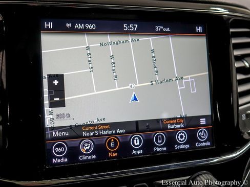 Used 2021 Jeep Grand Cherokee Limited image 16