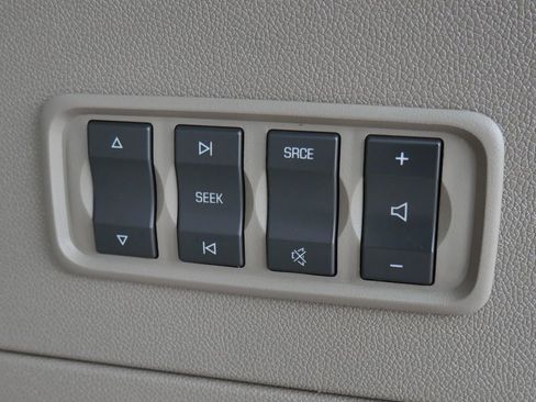 Used 2014 GMC Acadia Denali image 19