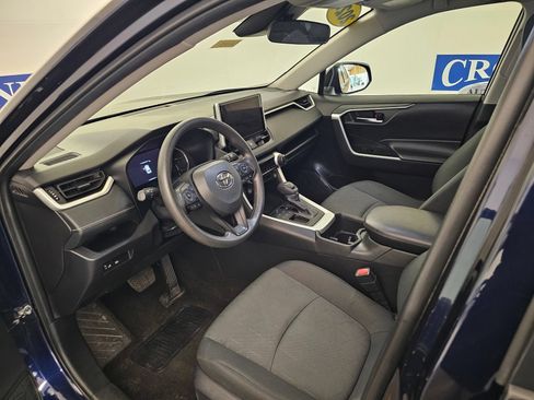 Used 2024 Toyota RAV4 XLE FWD image 3