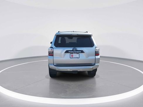 Certified 2021 Toyota 4Runner TRD Off-Road Premium w/ Moonroof Package AWD/4WD image 7