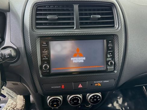 Used 2021 Mitsubishi Outlander Sport ES image 18