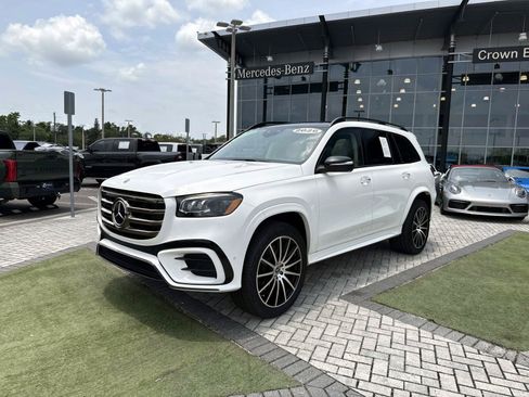 Certified 2026 Mercedes-Benz GLS 450 4MATIC image 2