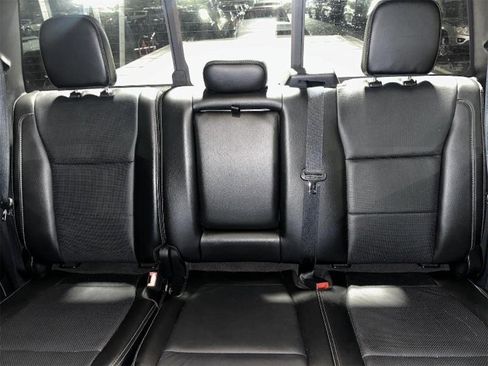 Used 2017 Ford F350 Lariat w/ Chrome Package image 16