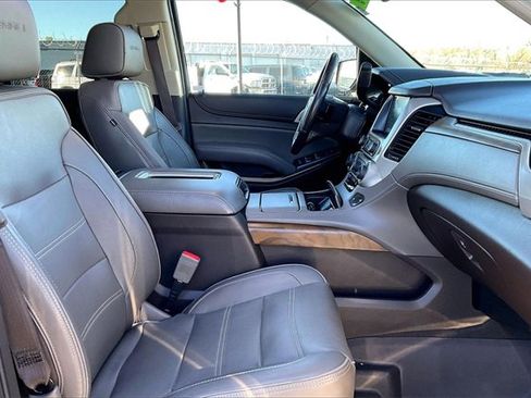 Used 2020 GMC Yukon Denali w/ Denali Premium Package image 7