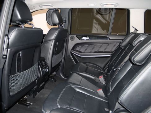 Used 2015 Mercedes-Benz GL 550 4MATIC image 68