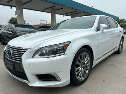 Used 2013 Lexus LS 460 w/ Comfort Pkg