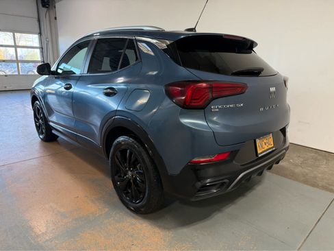 Used 2024 Buick Encore GX Sport Touring AWD/4WD image 3