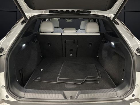 Used 2021 Volkswagen ID.4 Pro S image 15