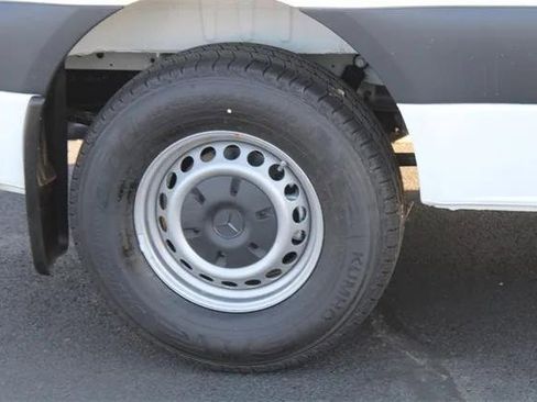 New 2025 Mercedes-Benz Sprinter 2500 image 23