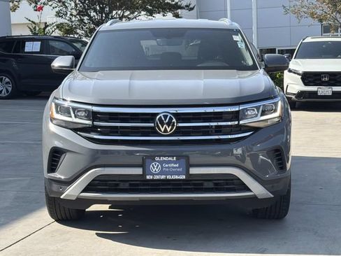Used 2023 Volkswagen Atlas Cross Sport SE w/ Black Wheel Package AWD/4WD image 2