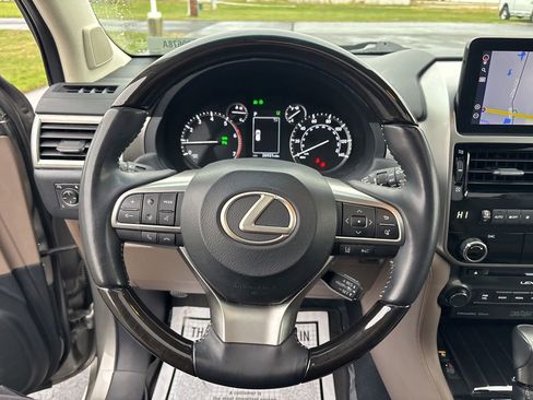 Used 2023 Lexus GX 460 Premium image 14