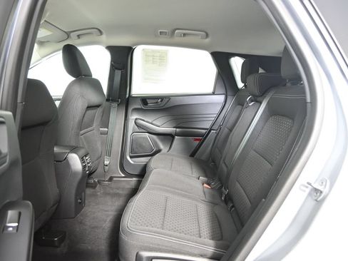 Used 2023 Ford Escape Active w/ Tech Pack #1 AWD/4WD image 17