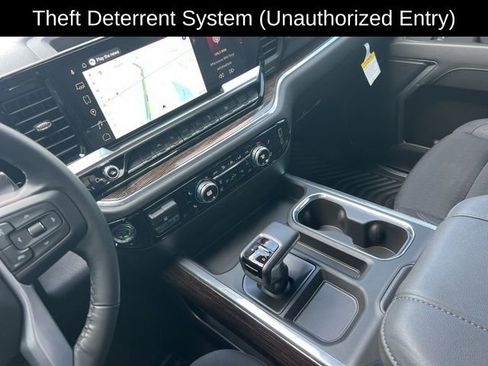 Used 2025 GMC Sierra 1500 Elevation image 22