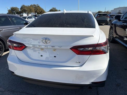 Used 2023 Toyota Camry LE image 6