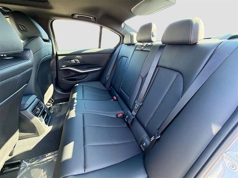 New 2026 BMW 330i xDrive Sedan w/ Premium Package image 21