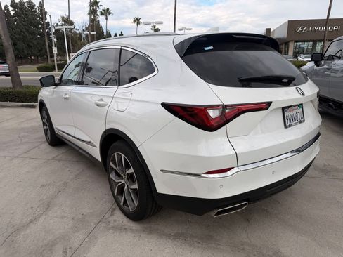 Used 2022 Acura MDX SH-AWD w/ Technology Package image 3