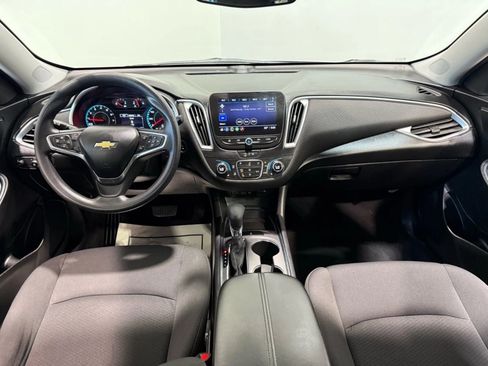 Used 2022 Chevrolet Malibu LT image 13