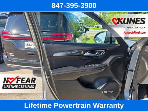 Used 2024 Buick Envision Preferred AWD/4WD image 18