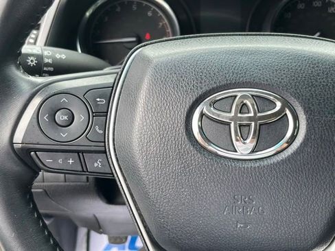 Used 2018 Toyota Camry SE w/ Audio Package FWD image 29