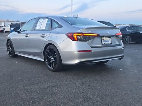 Used 2025 Honda Civic Sport image 5