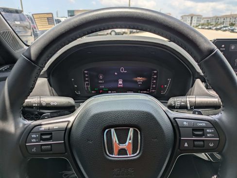 Used 2023 Honda Accord Sport image 28
