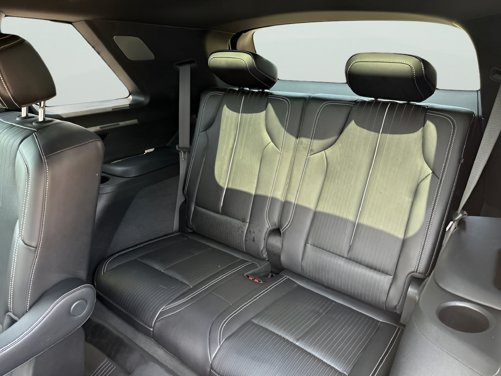 Used 2026 Cadillac Vistiq Sport w/ LPO, Floor Liner Package AWD/4WD image 42