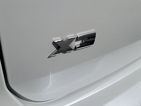 Used 2023 BMW X3 M40i w/ Premium Package image 9