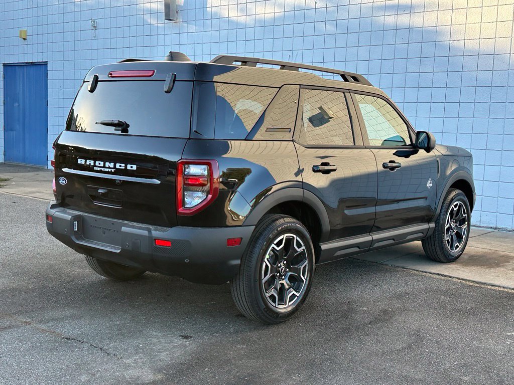 New 2026 Ford Bronco Sport Outer Banks w/ Outer Banks Tech Package+ AWD/4WD image 35