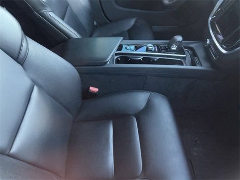 Used 2023 Volvo S60 B5 Core w/ Climate Package image 6