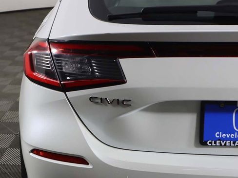 Used 2024 Honda Civic EX-L image 15