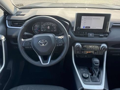 Used 2025 Toyota RAV4 XLE w/ Convenience Package AWD/4WD image 37