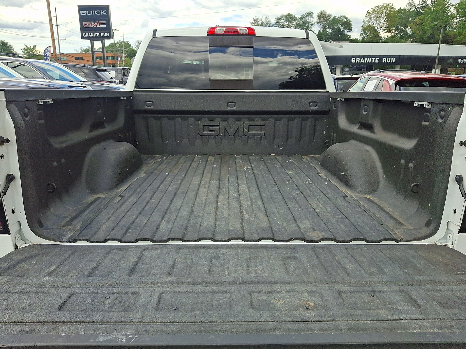 Used 2018 GMC Sierra 1500 SLT AWD/4WD image 30