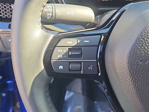 Used 2024 Honda CR-V EX-L image 19