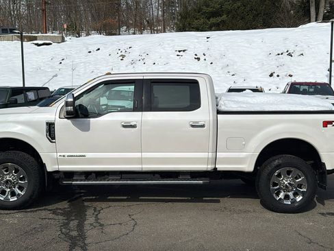 Used 2019 Ford F250 Lariat w/ Lariat Ultimate Package image 4