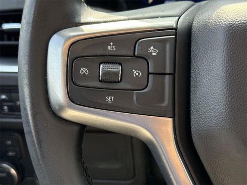 Used 2024 Chevrolet Suburban LT image 35