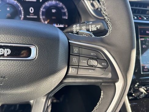 New 2025 Jeep Grand Cherokee L Laredo w/ Luxury Tech Group I image 14