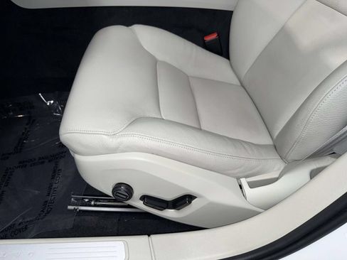 Used 2025 Volvo S60 B5 Plus AWD/4WD image 3