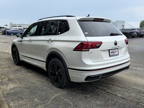Used 2023 Volkswagen Tiguan SE R-Line AWD/4WD image 6