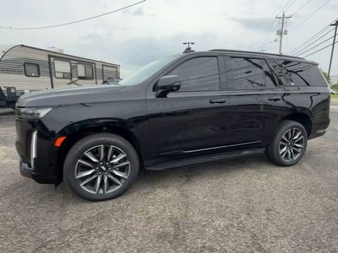 Used 2023 Cadillac Escalade Sport AWD/4WD image 4