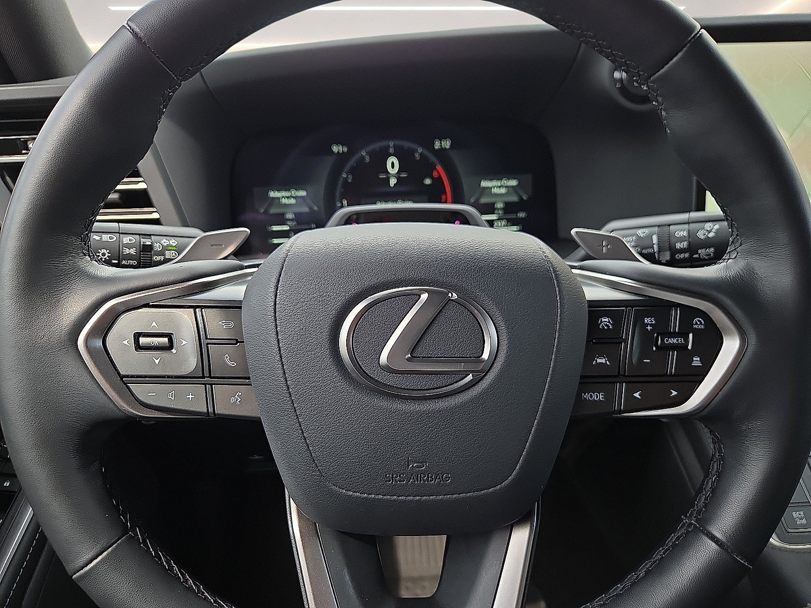 Used 2026 Lexus GX 550 w/ Accessory Package (2T) AWD/4WD image 25