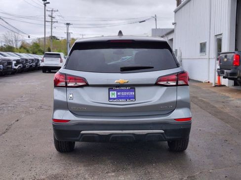 Used 2024 Chevrolet Equinox LT AWD/4WD image 4